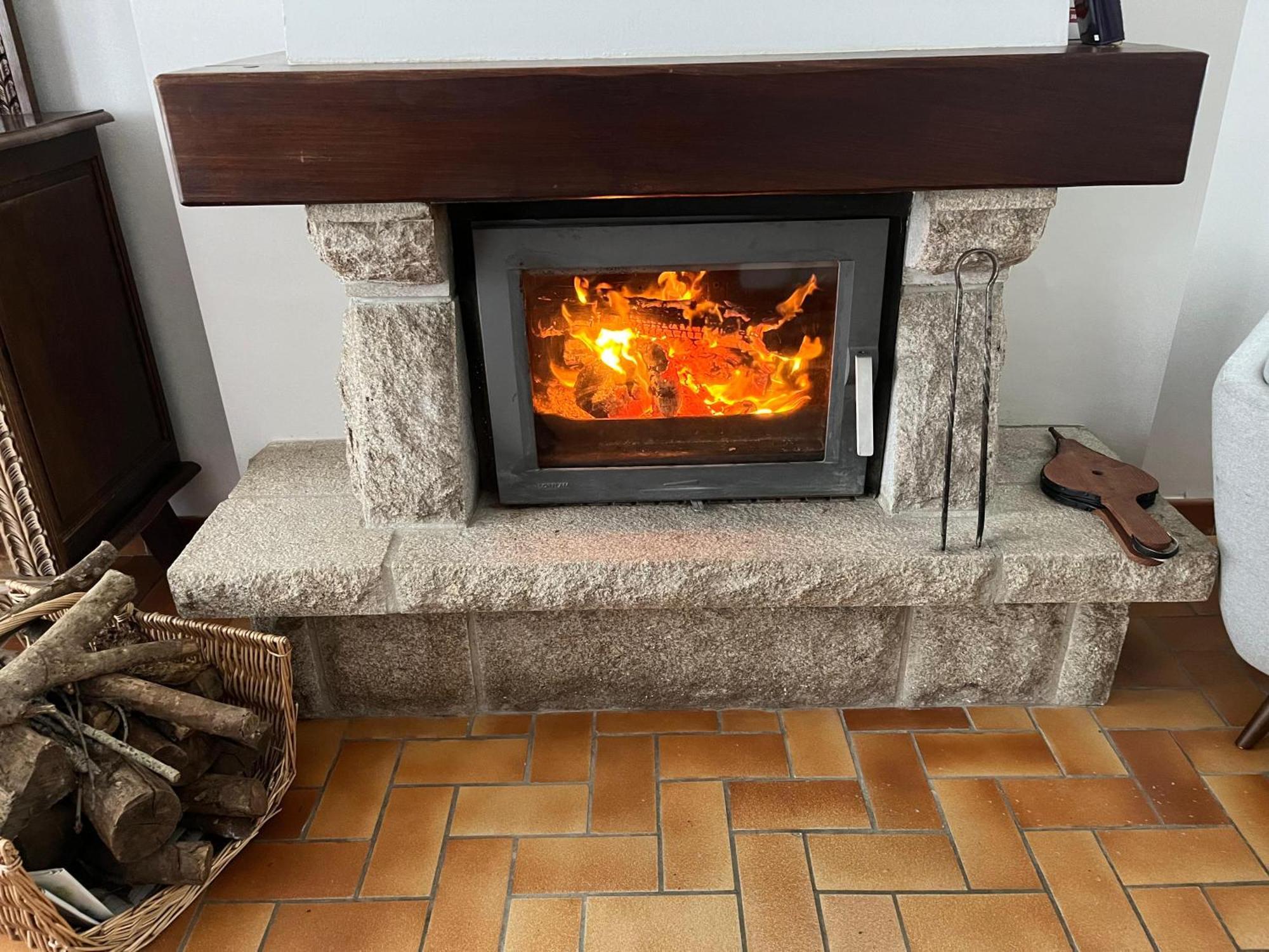 Maison Bretonne 7 Personnes Mellac Exterior foto